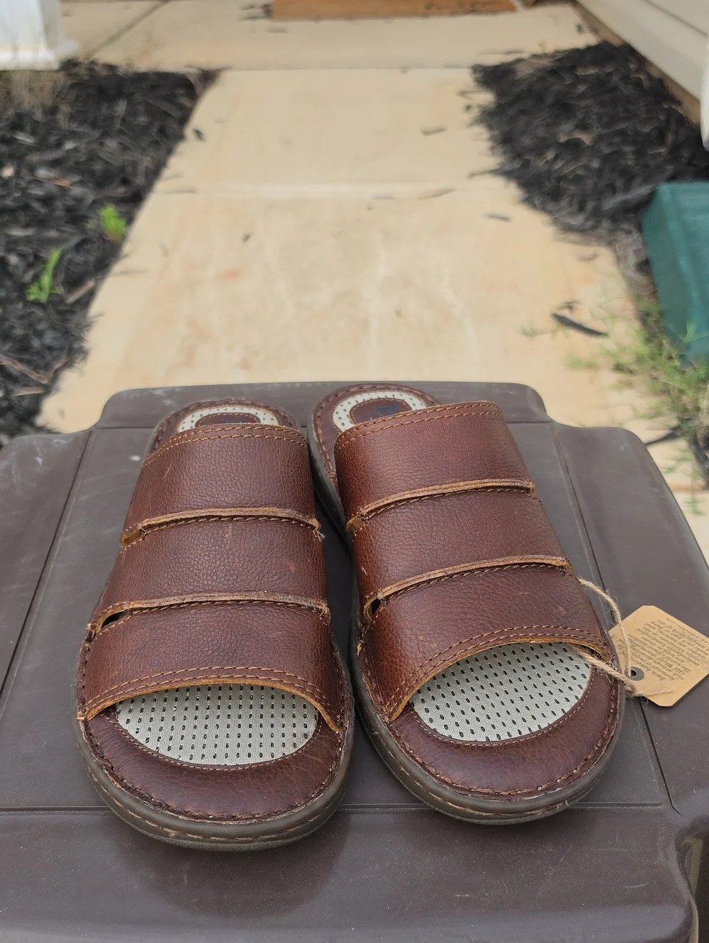 Born Men's Weiser Sandals Cymbal Size 9 Leather NWT